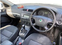 2008; 1.9л; Дизель; TDI; Хэтчбэк 5 дв.; серый; Англия; разб. номер T27563 #1
