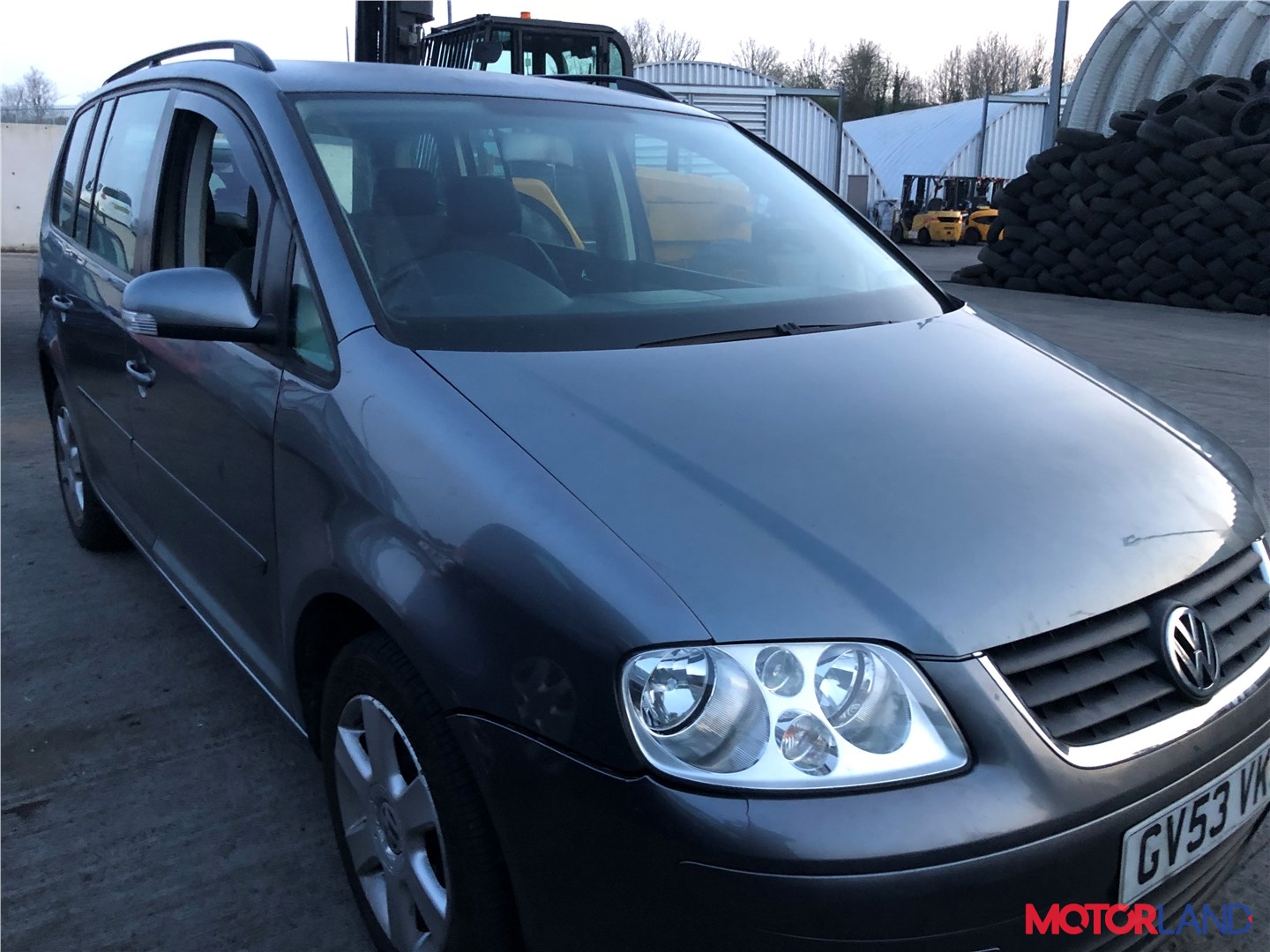 Недавно поступивший автомобиль Volkswagen Touran 2003-2006 - разборочный  номер t27365