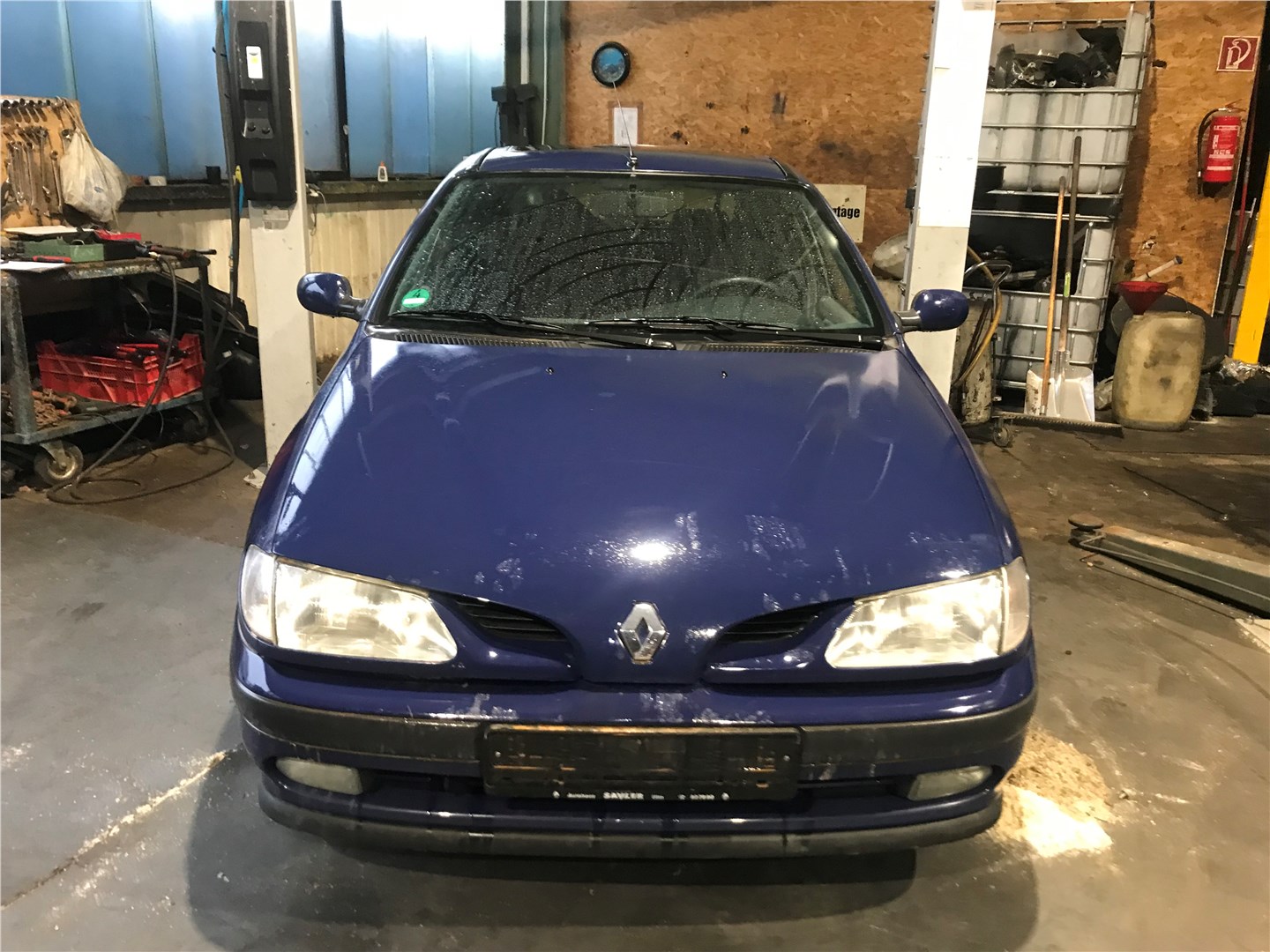 7700829988 Патрубок охлаждения Renault Megane 1996-2002 1998