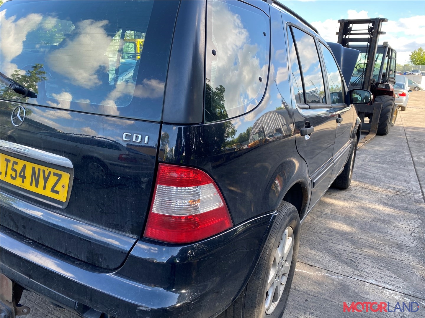 Недавно поступивший автомобиль Mercedes ML W163 1998-2004 - разборочный  номер t27733