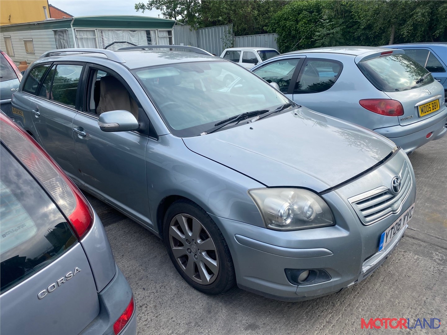 Недавно поступивший автомобиль Toyota Avensis 2 2003-2008 - разборочный  номер t27898