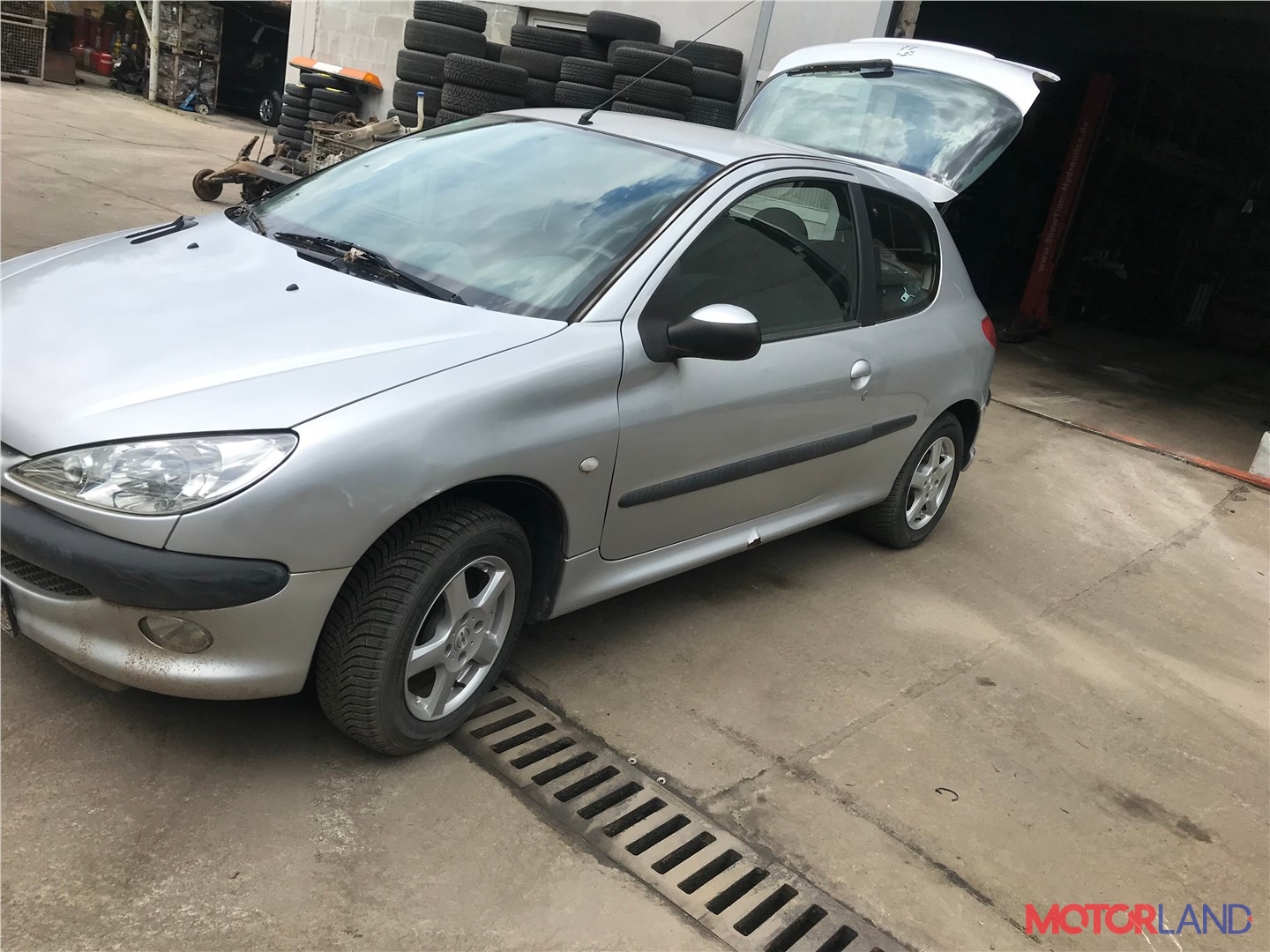 Недавно поступивший автомобиль Peugeot 206 - разборочный номер v4069