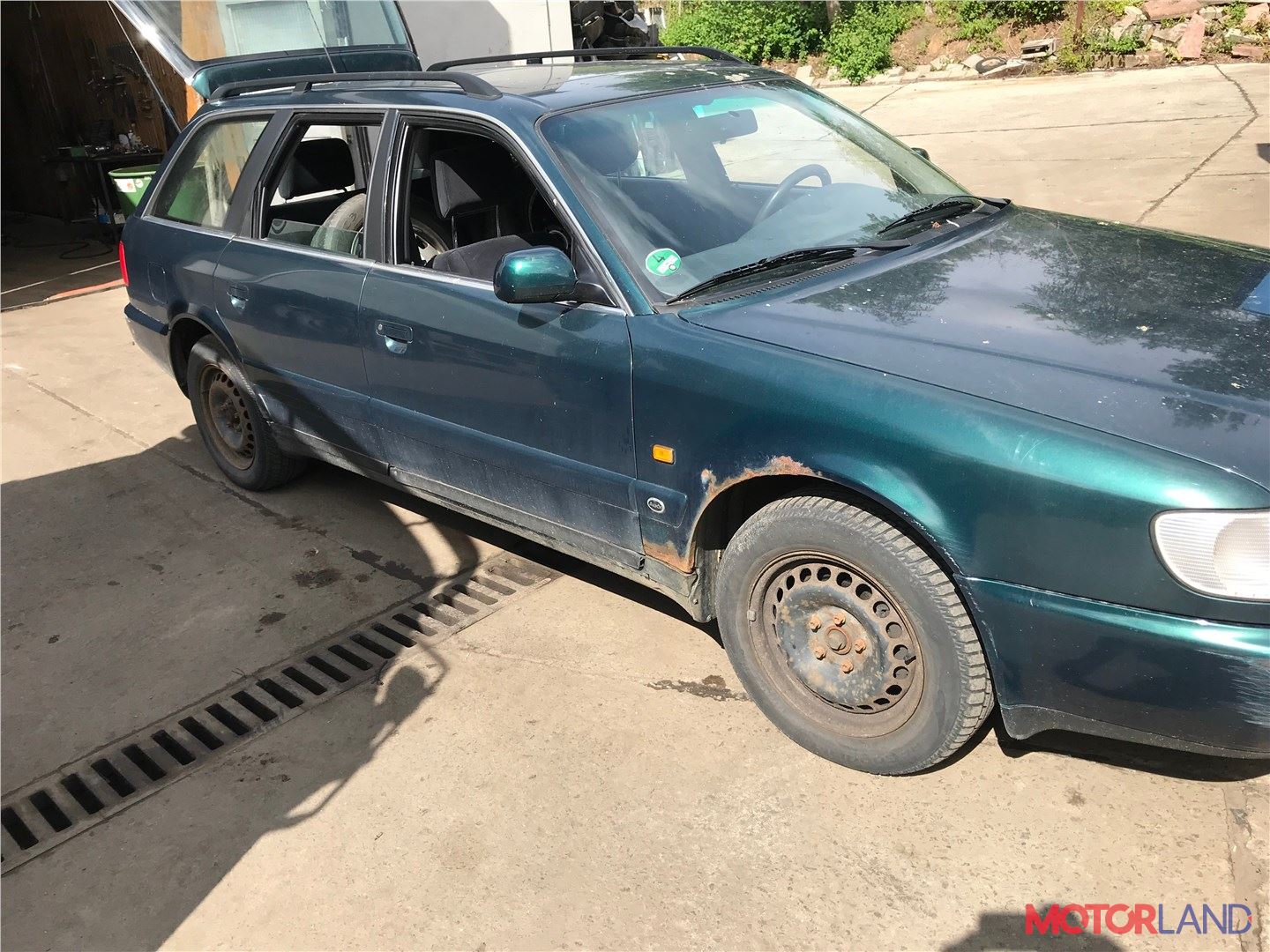 Недавно поступивший автомобиль Audi A6 (C4) 1994-1997 - разборочный номер  v4052