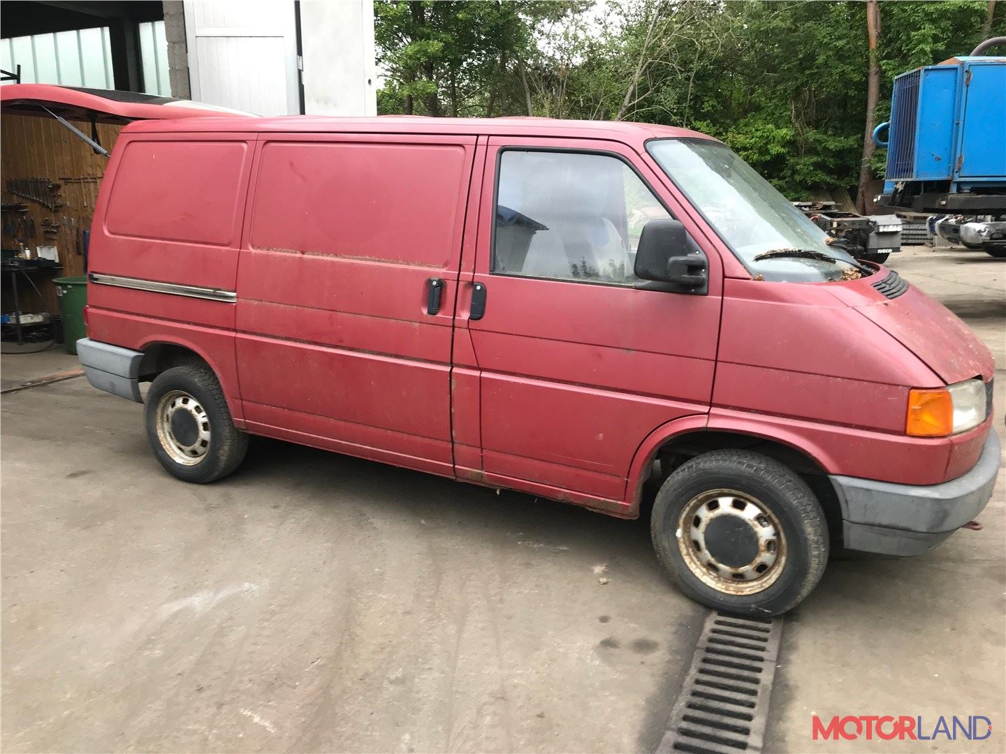 Недавно поступивший автомобиль Volkswagen Transporter 4 1991-2003 -  разборочный номер v4070