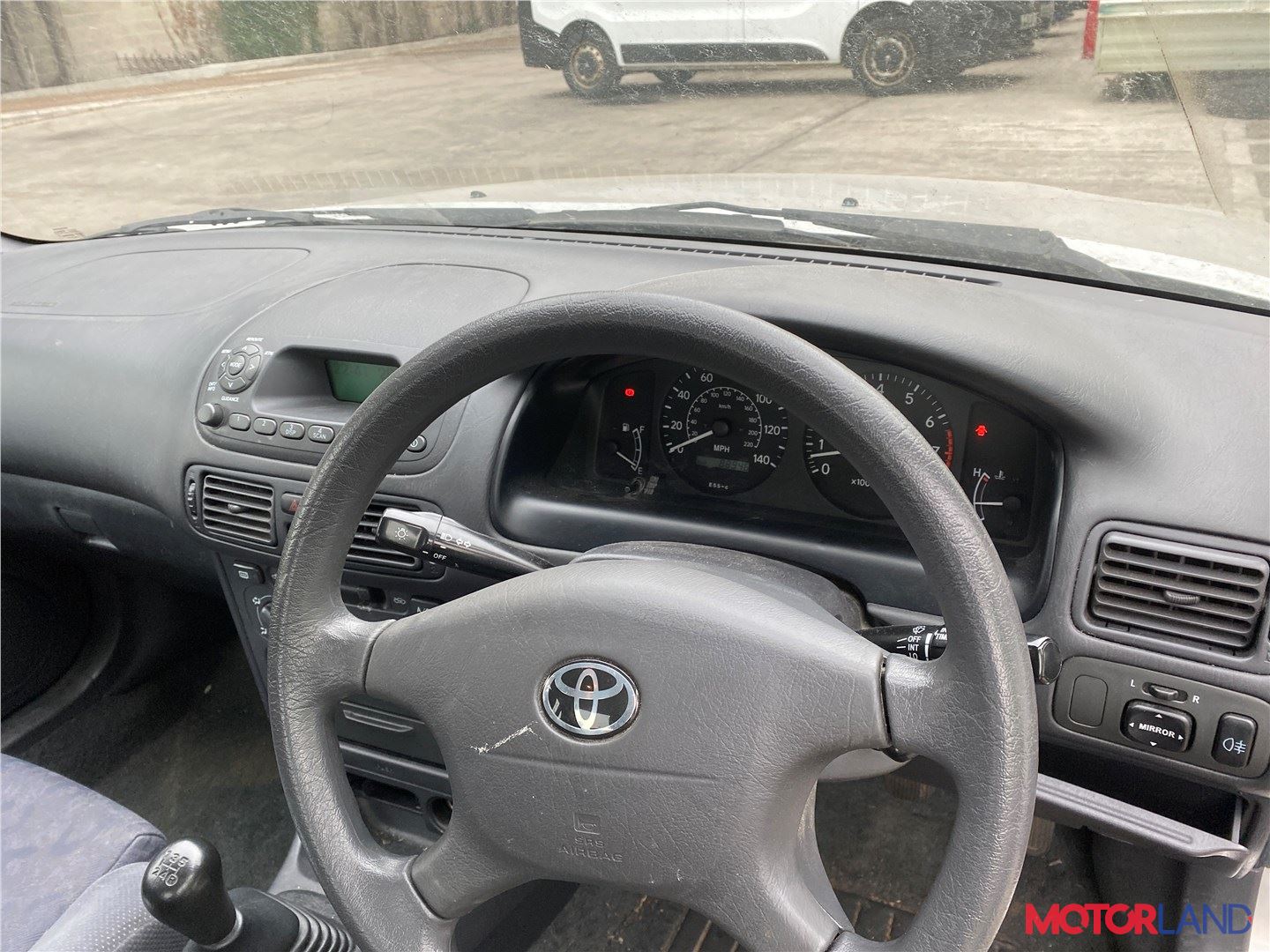 Недавно поступивший автомобиль Toyota Corolla E11 1997-2001 - разборочный  номер t28692