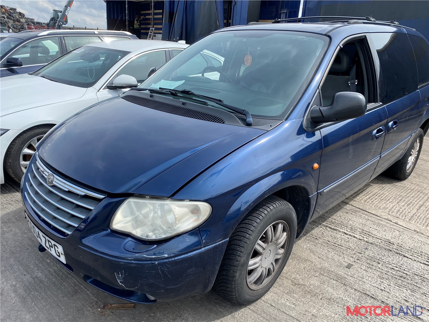 Недавно поступивший автомобиль Chrysler Voyager 2001-2007 - разборочный  номер t28761