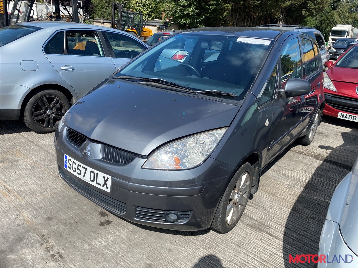 Недавно поступивший автомобиль Mitsubishi Colt 2004-2008 - разборочный  номер t28916