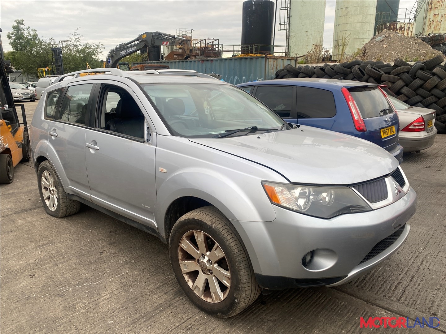 Недавно поступивший автомобиль Mitsubishi Outlander XL 2006-2012 -  разборочный номер t29855