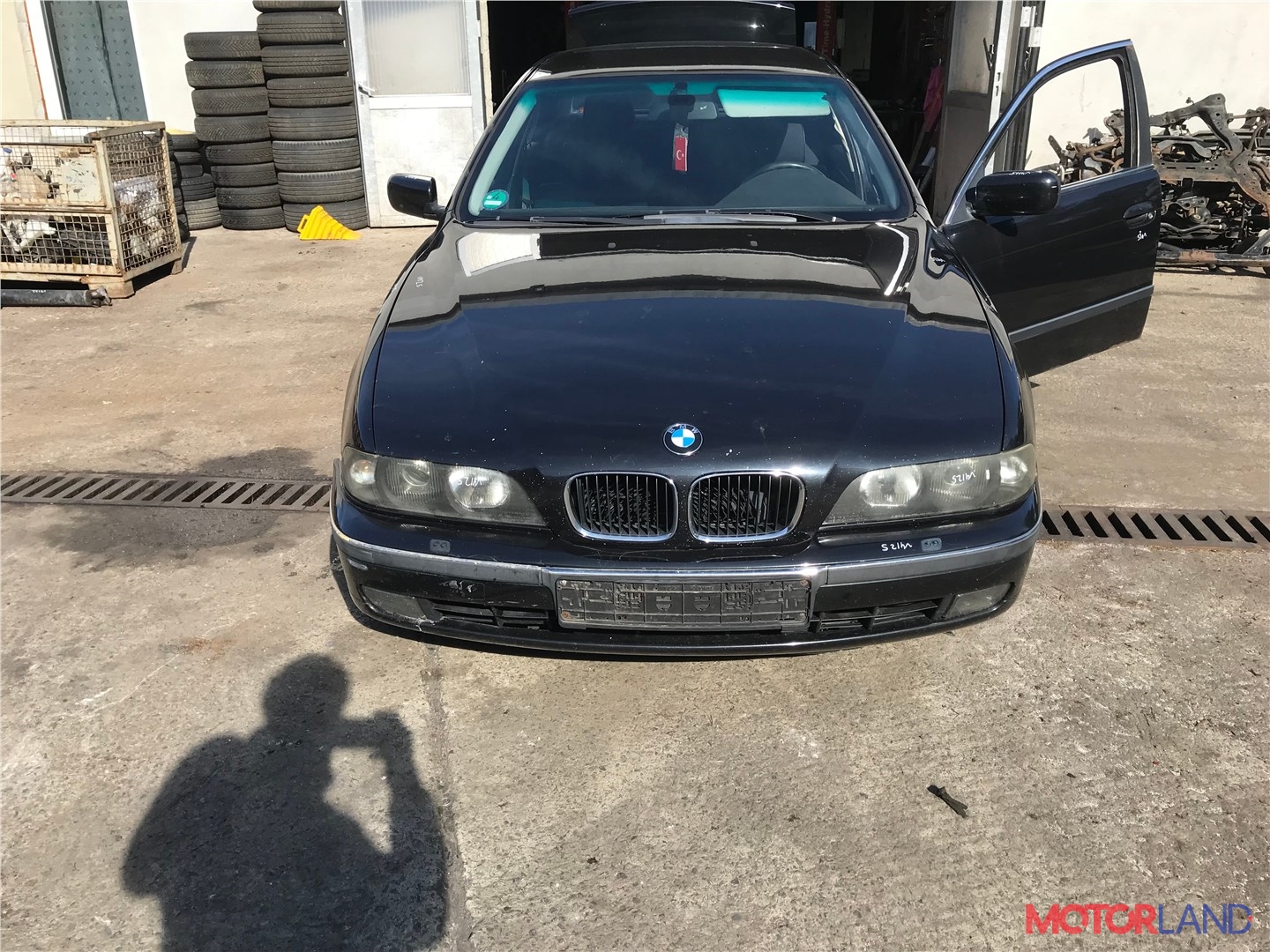 Недавно поступивший автомобиль BMW 5 E39 1995-2003 - разборочный номер v4125