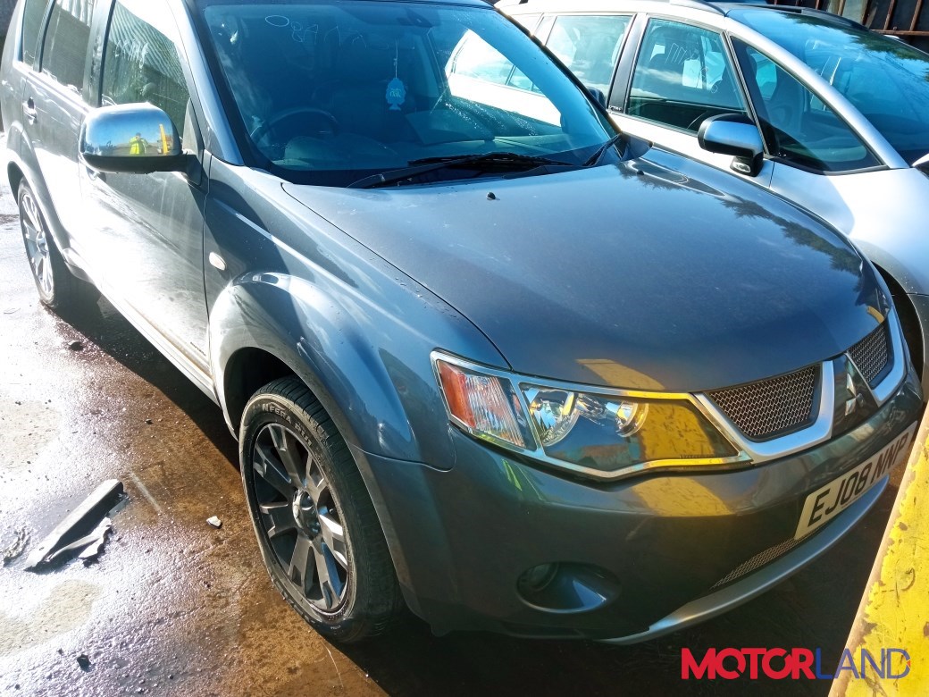 Недавно поступивший автомобиль Mitsubishi Outlander XL 2006-2012 -  разборочный номер x2138