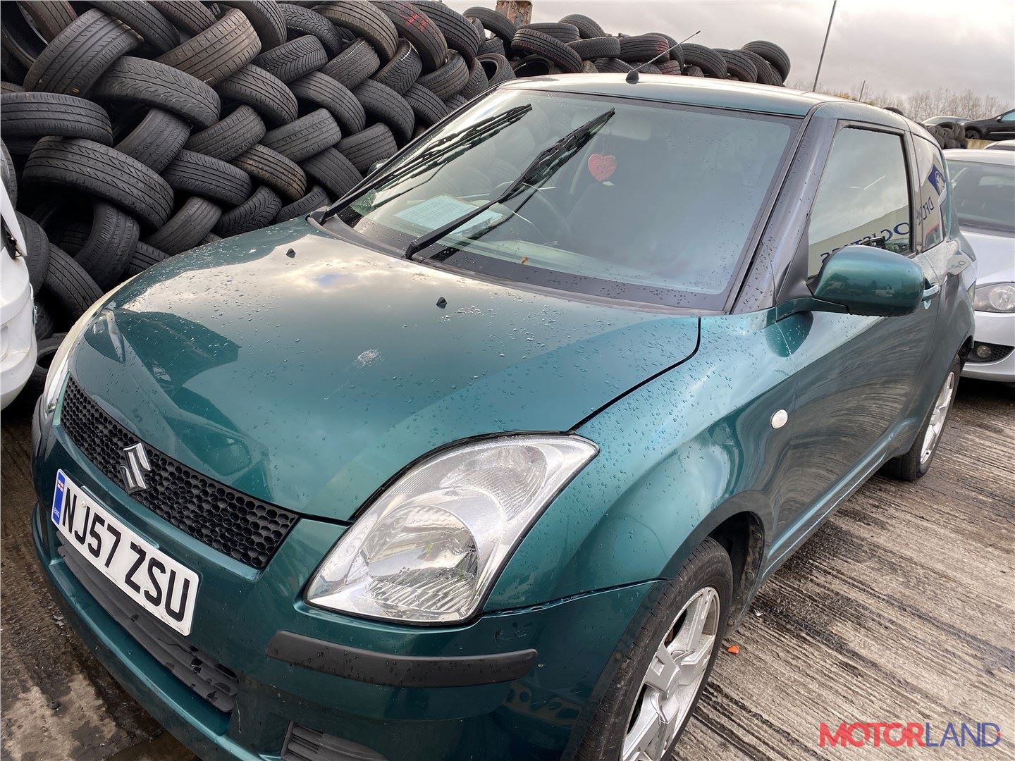 Недавно поступивший автомобиль Suzuki Swift 2003-2011 - разборочный номер  t30185