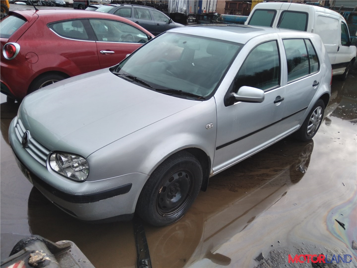 Недавно поступивший автомобиль Volkswagen Golf 4 1997-2005 - разборочный  номер x2384