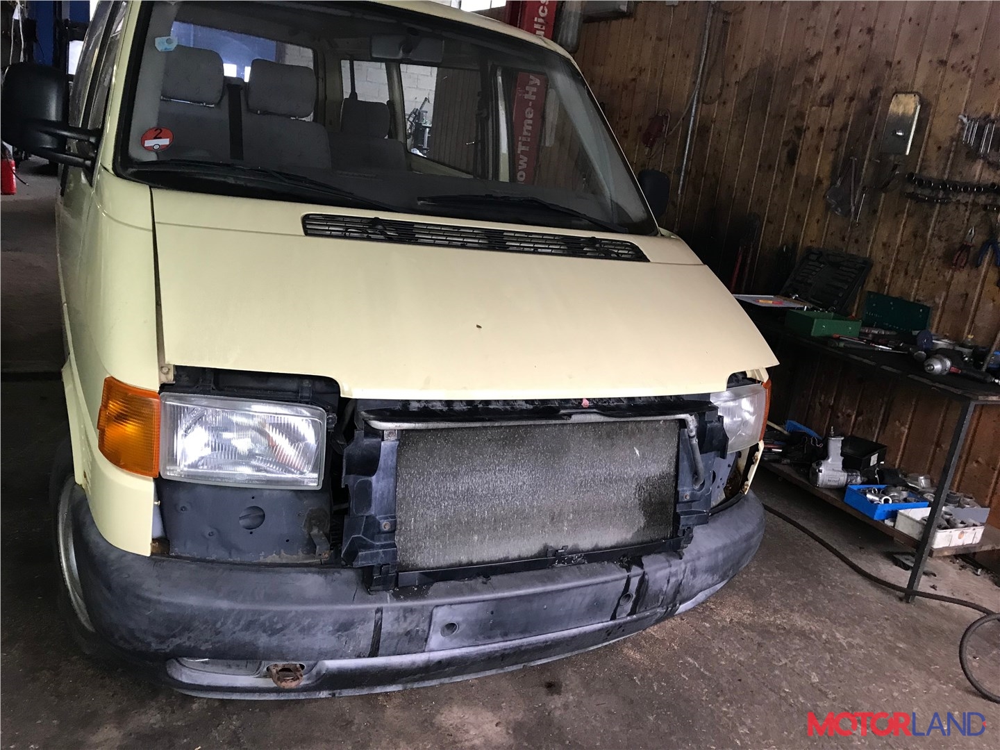 Недавно поступивший автомобиль Volkswagen Transporter 4 1991-2003 -  разборочный номер v4151