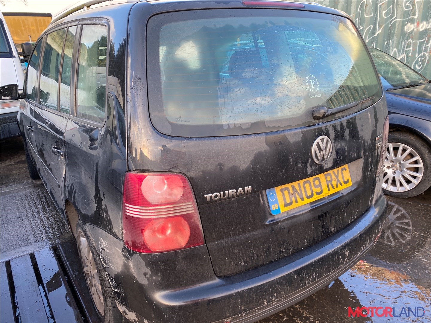 Недавно поступивший автомобиль Volkswagen Touran 2006-2010 - разборочный  номер t30712