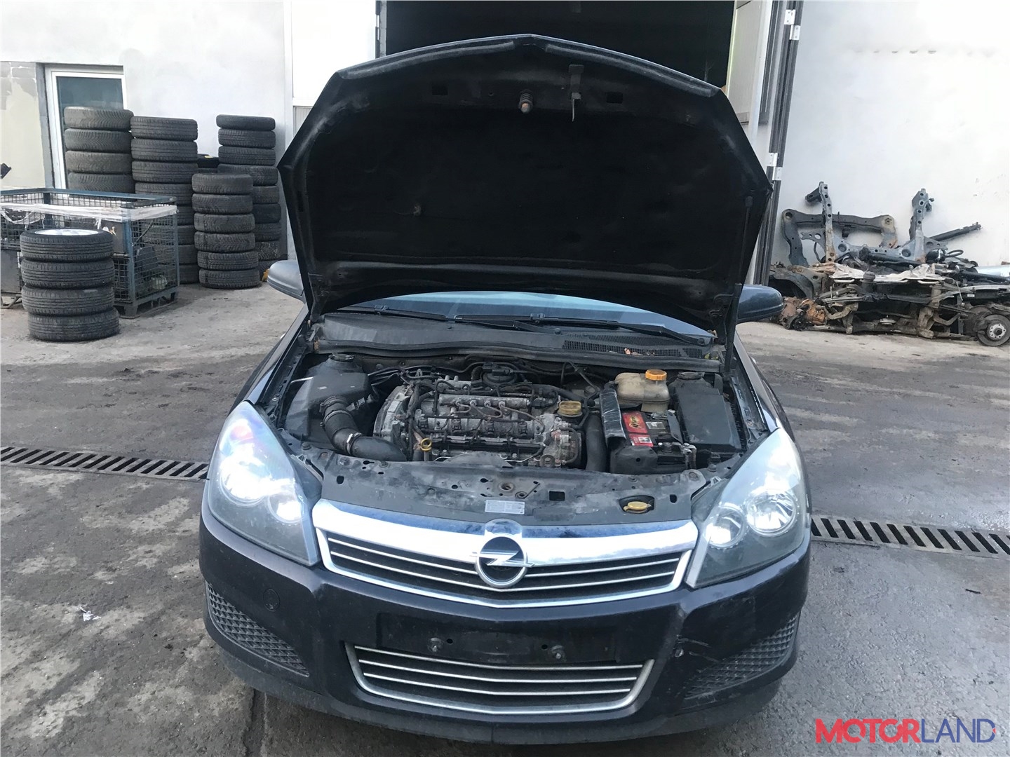 Недавно поступивший автомобиль Opel Astra H 2004-2010 - разборочный номер  v4168