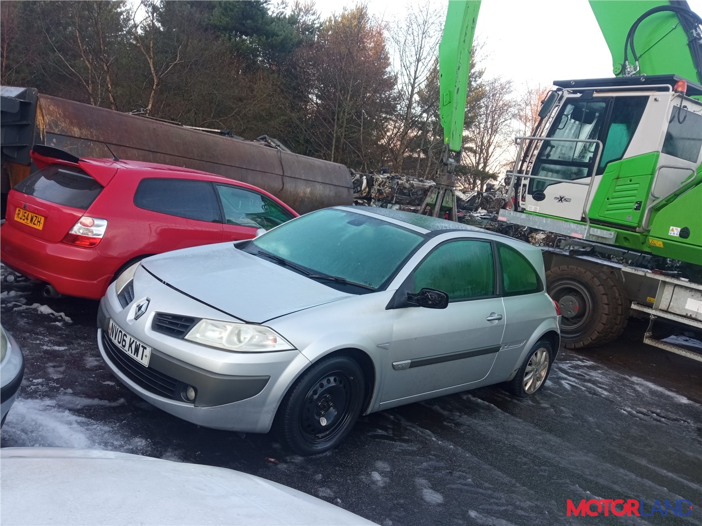 Недавно поступивший автомобиль Renault Megane 2 2002-2009 - разборочный  номер x2726