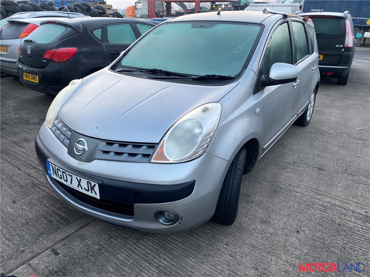 Недавно поступивший автомобиль Nissan Note E11 2006-2013 - разборочный  номер t31580