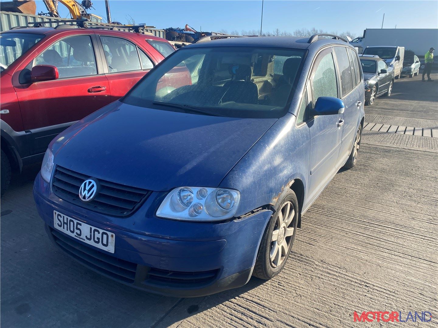 Недавно поступивший автомобиль Volkswagen Touran 2003-2006 - разборочный  номер t31782