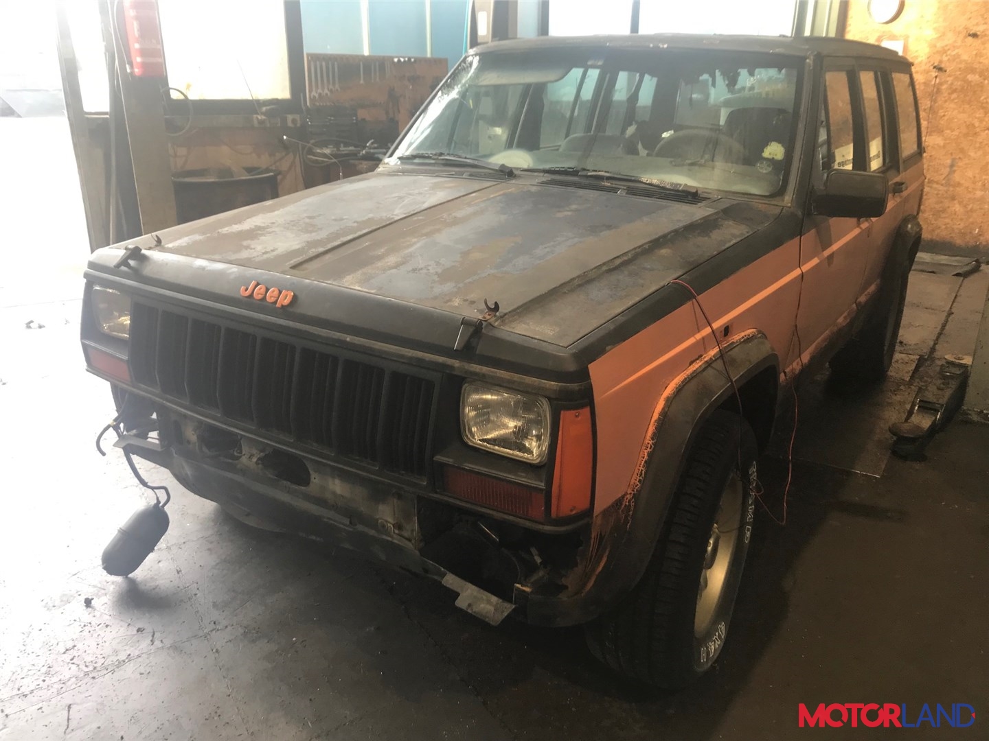 Недавно поступивший автомобиль Jeep Cherokee 1990-2001 - разборочный номер  69255