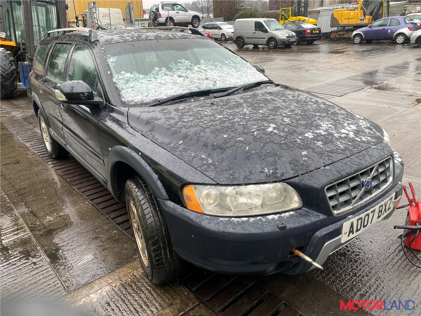 Недавно поступивший автомобиль Volvo XC70 2002-2007 - разборочный номер  t32700