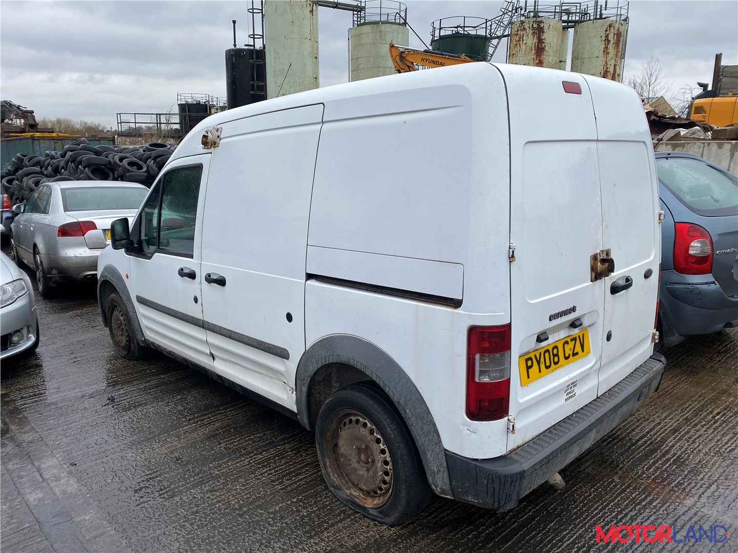 Недавно поступивший автомобиль Ford Transit (Tourneo) Connect 2002-2013 -  разборочный номер t32647