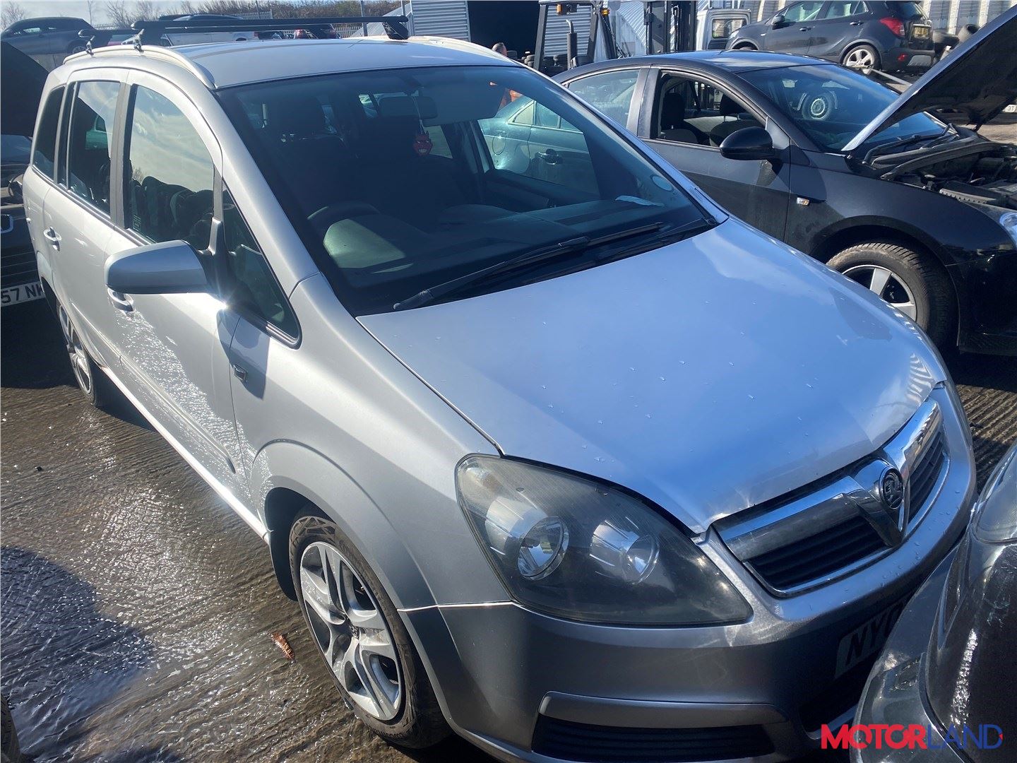 Недавно поступивший автомобиль Opel Zafira B 2005-2012 - разборочный номер  t32945