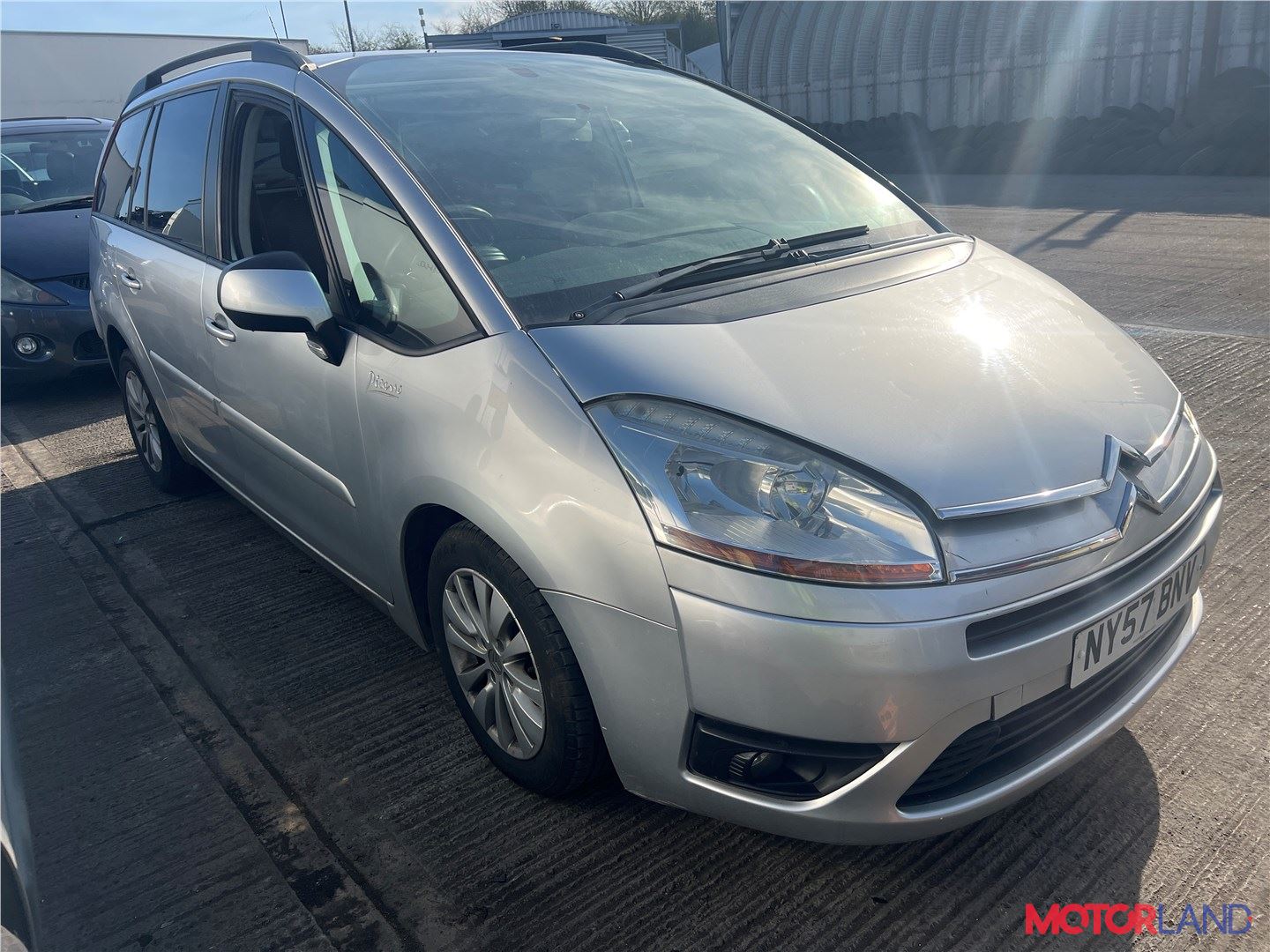 Недавно поступивший автомобиль Citroen C4 Grand Picasso 2006-2013 -  разборочный номер t33143