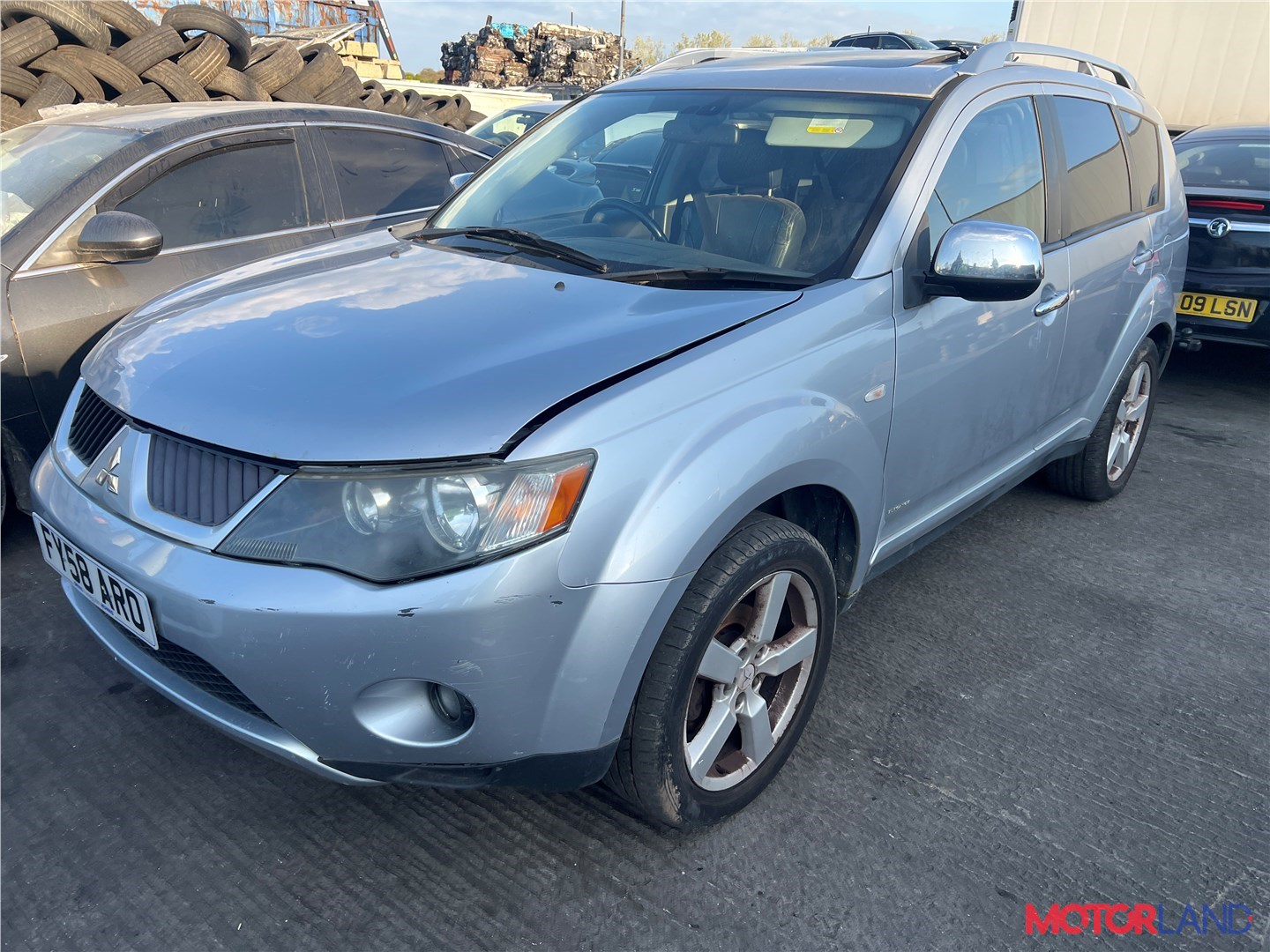 Недавно поступивший автомобиль Mitsubishi Outlander XL 2006-2012 -  разборочный номер t33560