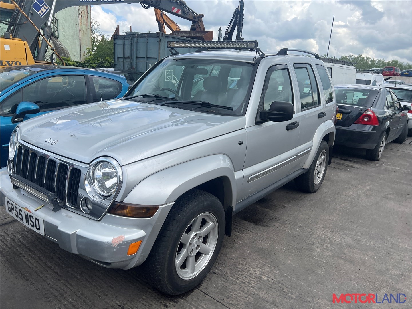 Недавно поступивший автомобиль Jeep Liberty 2002-2006 - разборочный номер  t33892