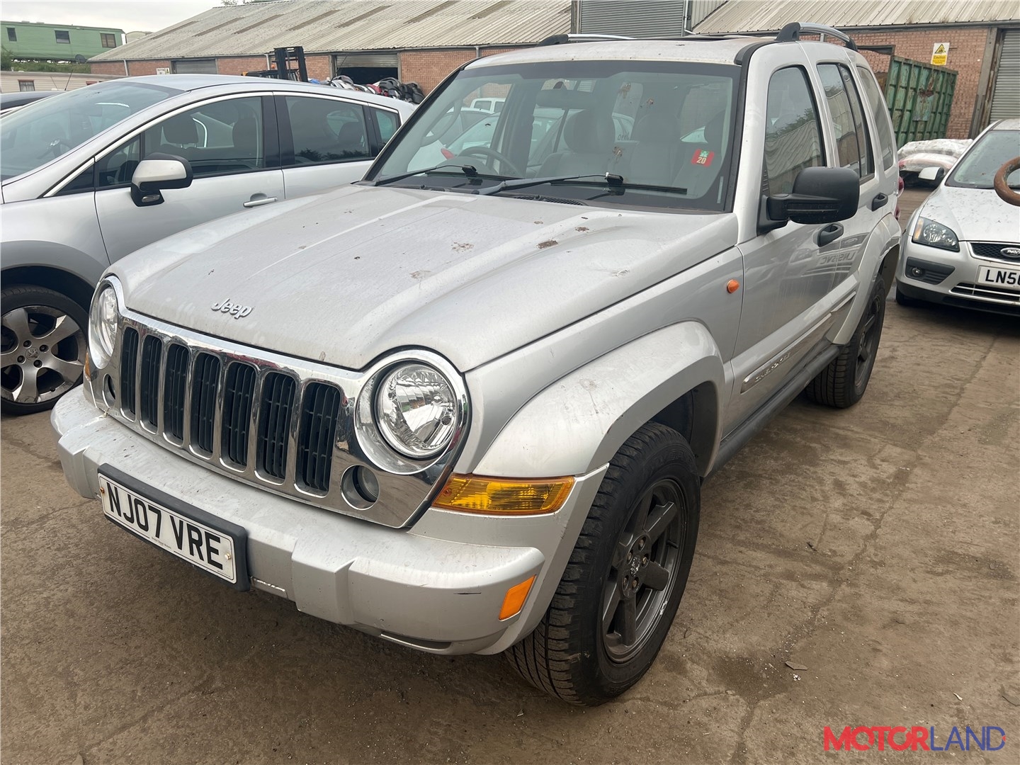 Недавно поступивший автомобиль Jeep Liberty 2002-2006 - разборочный номер  x3602