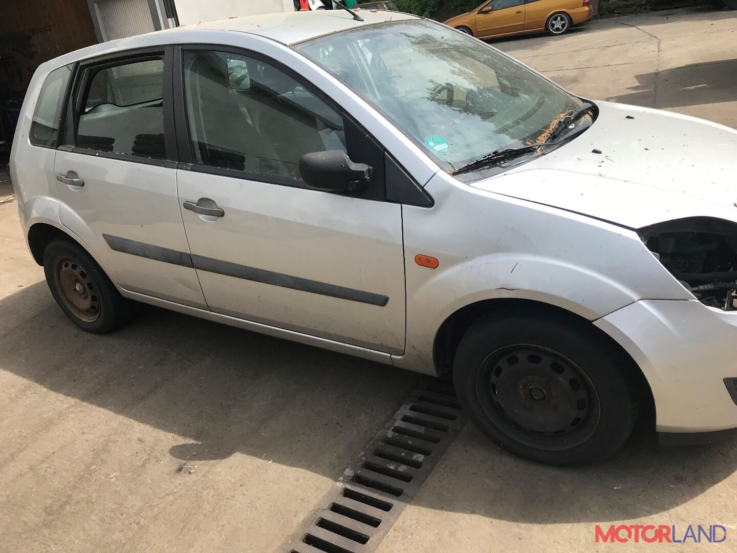 Недавно поступивший автомобиль Ford Fiesta 2001-2007 - разборочный номер  v4301