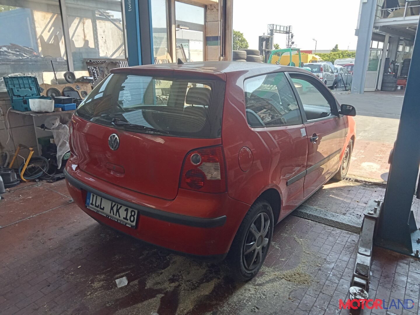 Недавно поступивший автомобиль Volkswagen Polo 2001-2005 - разборочный  номер 26884