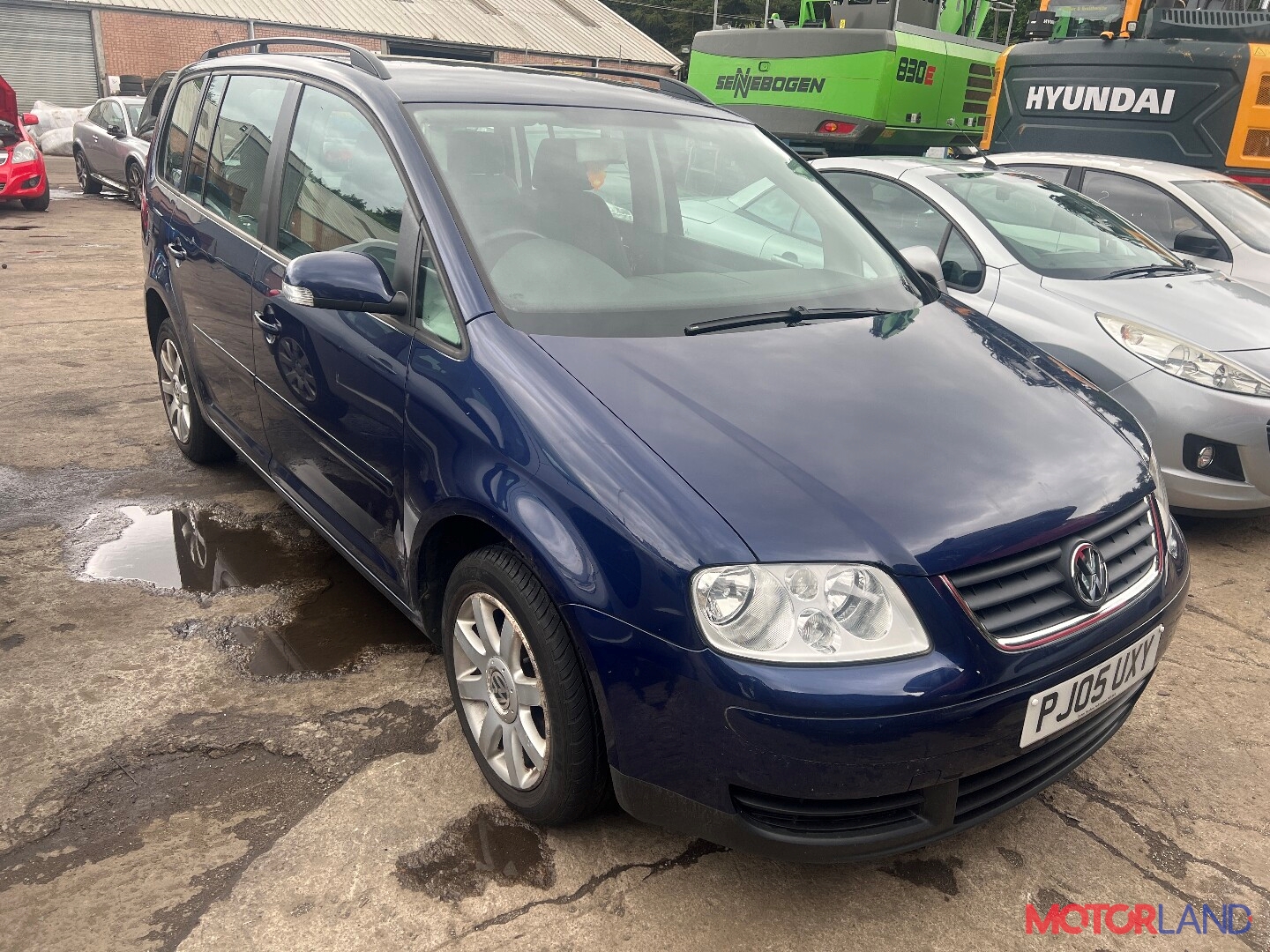 Недавно поступивший автомобиль Volkswagen Touran 2003-2006 - разборочный  номер x4016