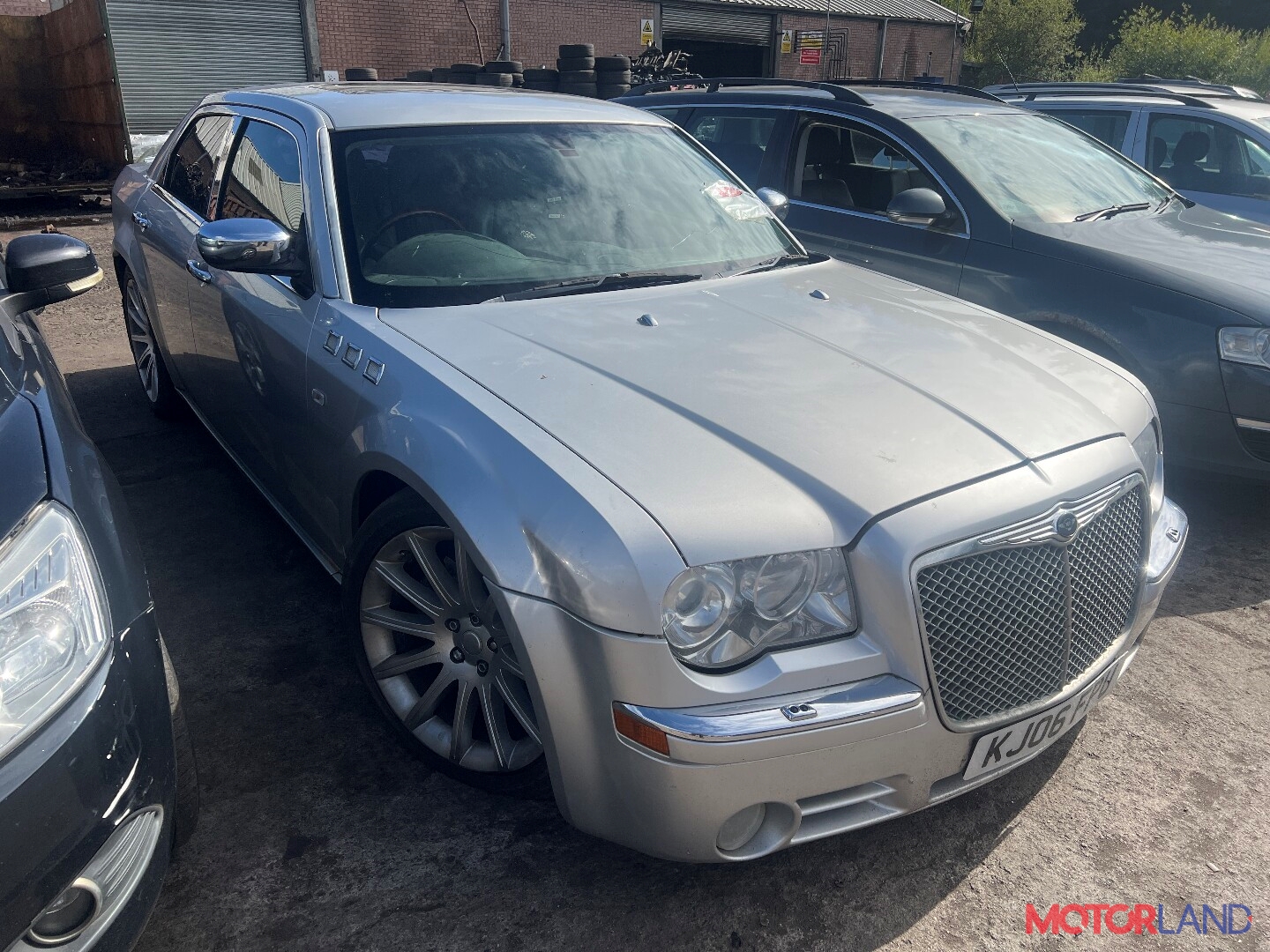 Недавно поступивший автомобиль Chrysler 300C 2004-2011 - разборочный номер  x3829