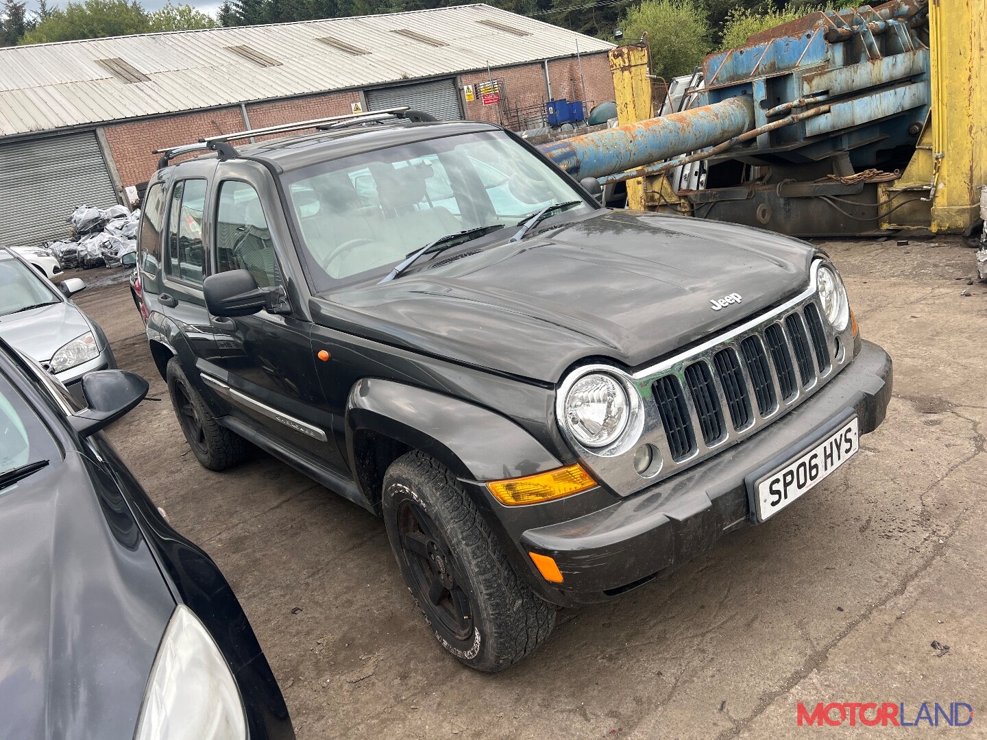 Недавно поступивший автомобиль Jeep Liberty 2002-2006 - разборочный номер  x3851