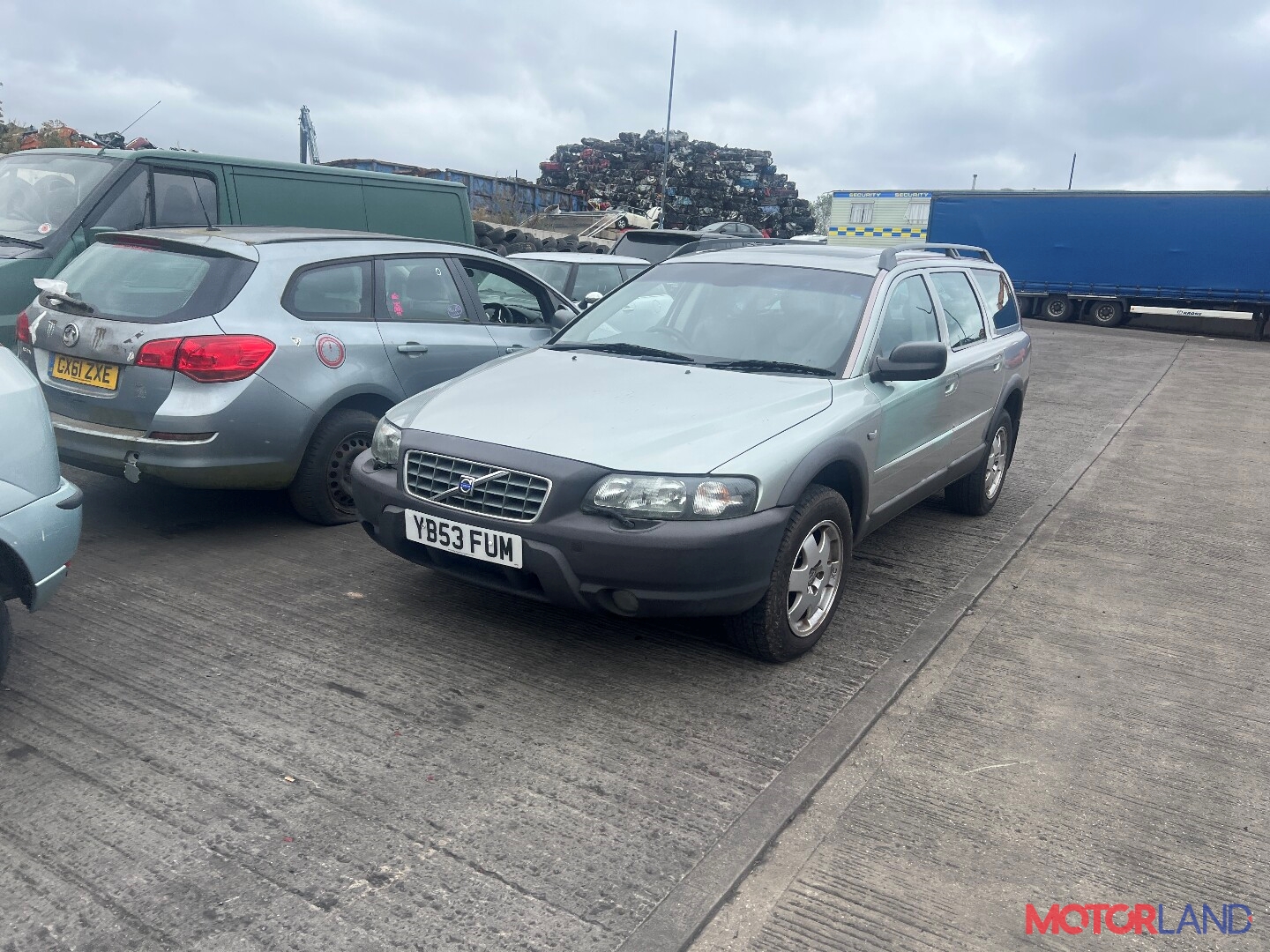 Недавно поступивший автомобиль Volvo XC70 2002-2007 - разборочный номер  t35577