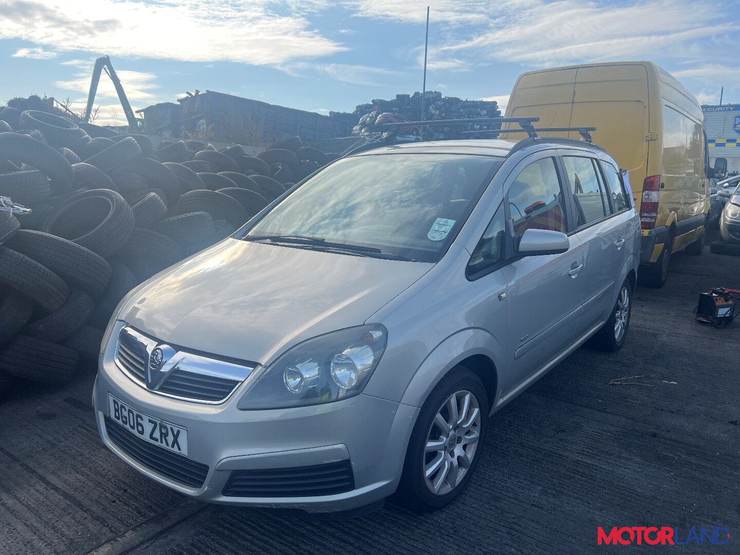 Недавно поступивший автомобиль Opel Zafira B 2005-2012 - разборочный номер  t35728