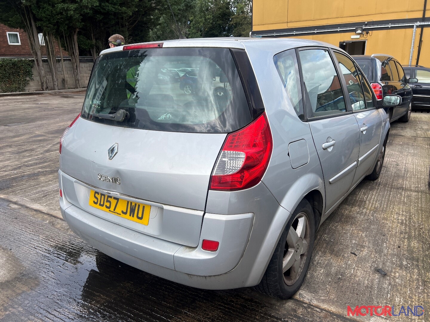 Недавно поступивший автомобиль Renault Scenic 2003-2009 - разборочный номер  t36360