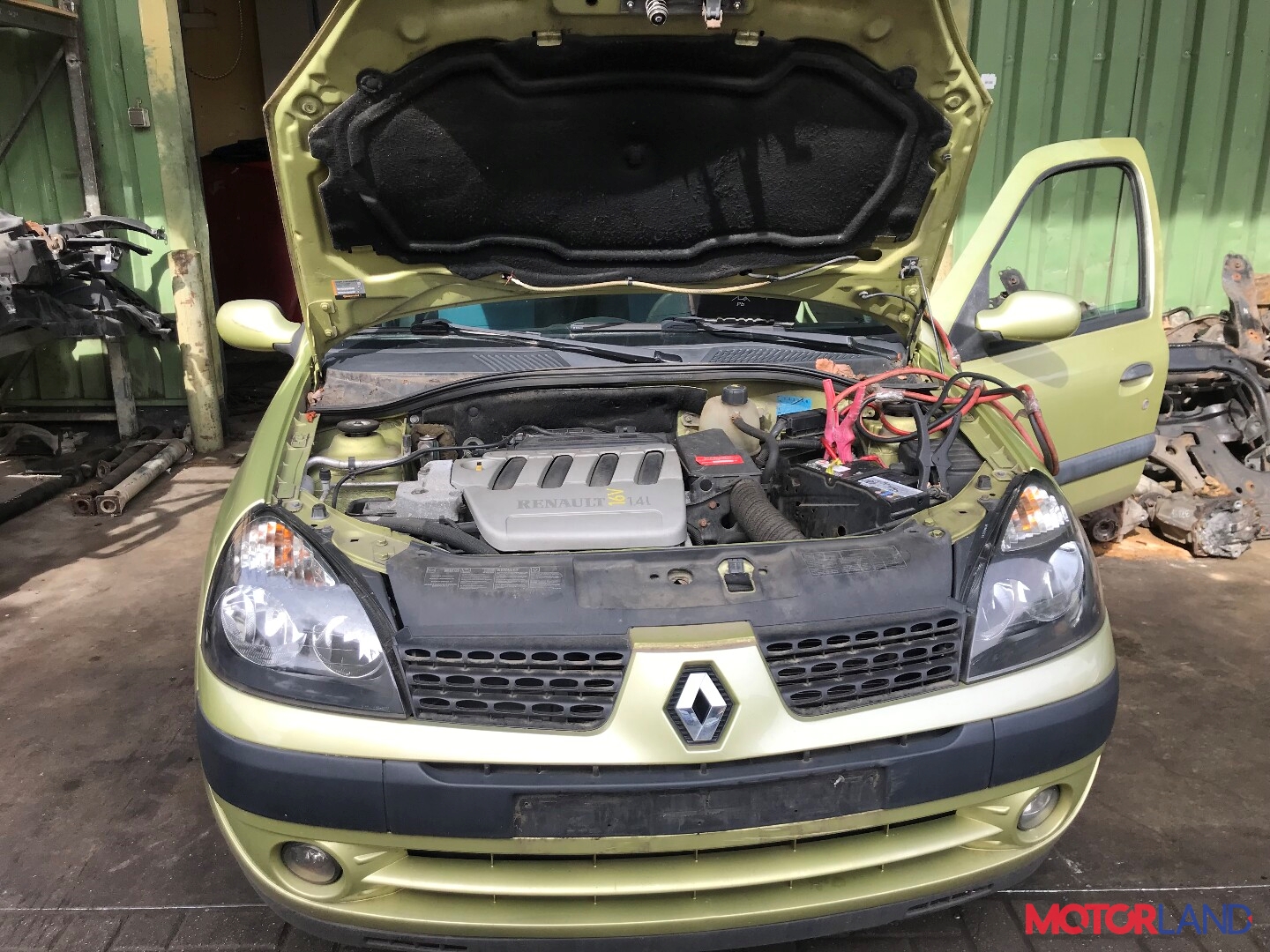 Недавно поступивший автомобиль Renault Clio 1998-2008 - разборочный номер  37935