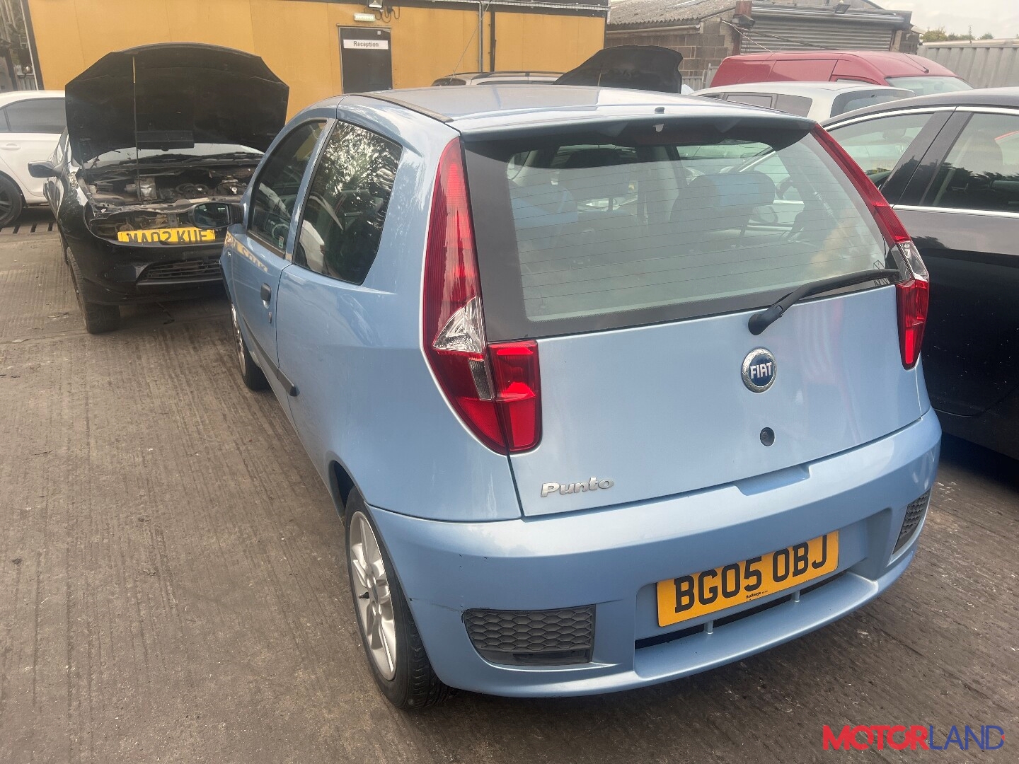 Фиат пунто 2003. Фиат 2003. Фиат пунто 2003. Фиат пунто 2 2002. Зеленый фиат.