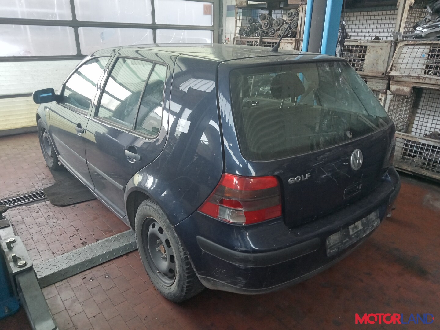 Недавно поступивший автомобиль Volkswagen Golf 4 1997-2005 - разборочный  номер 26952