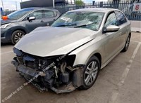 2016; 2л; Дизель; TDI; Седан; серебристый; Англия; разб. номер T37023 #1