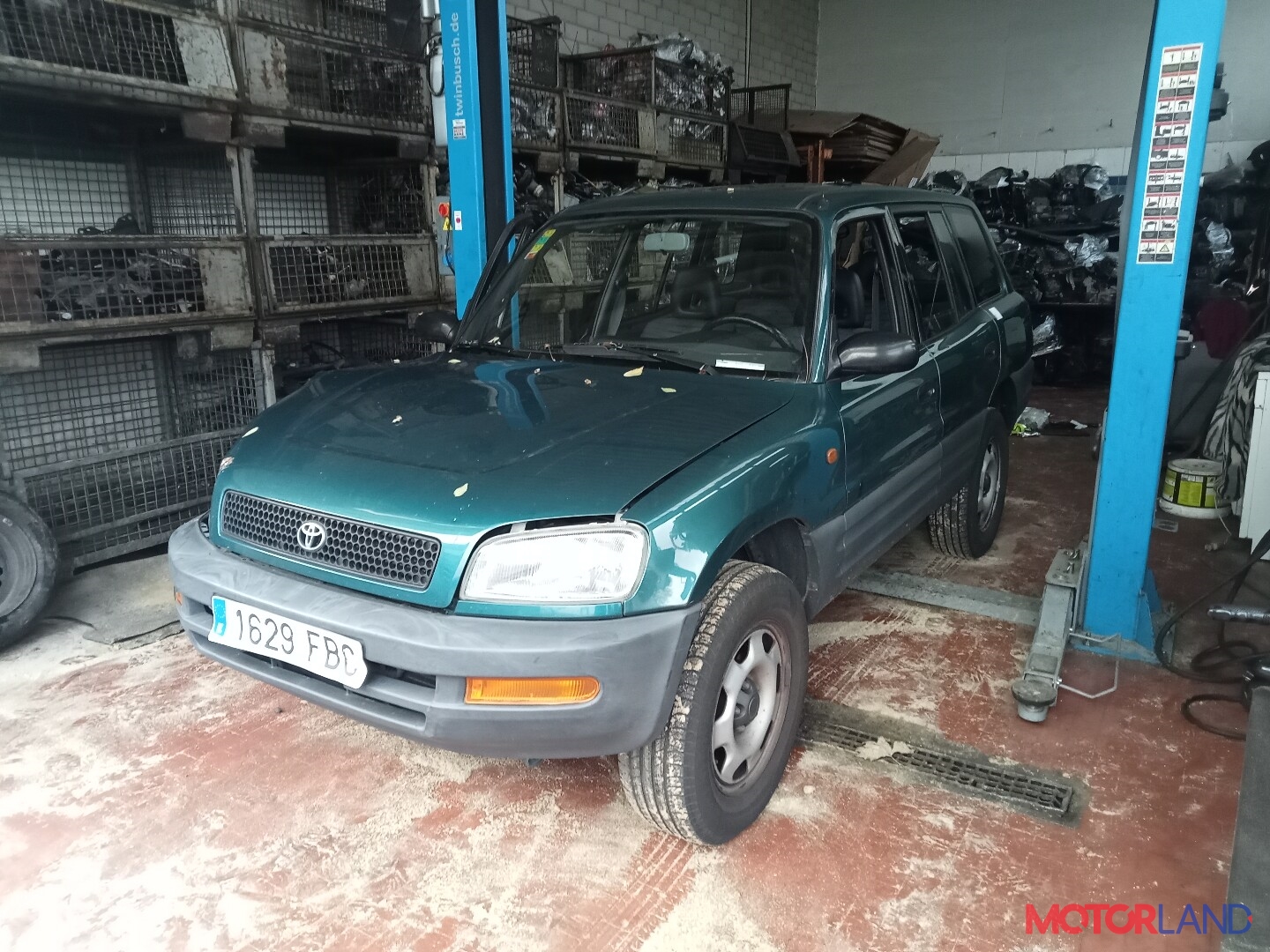 Недавно поступивший автомобиль Toyota RAV 4 1994-2000 - разборочный номер  26991