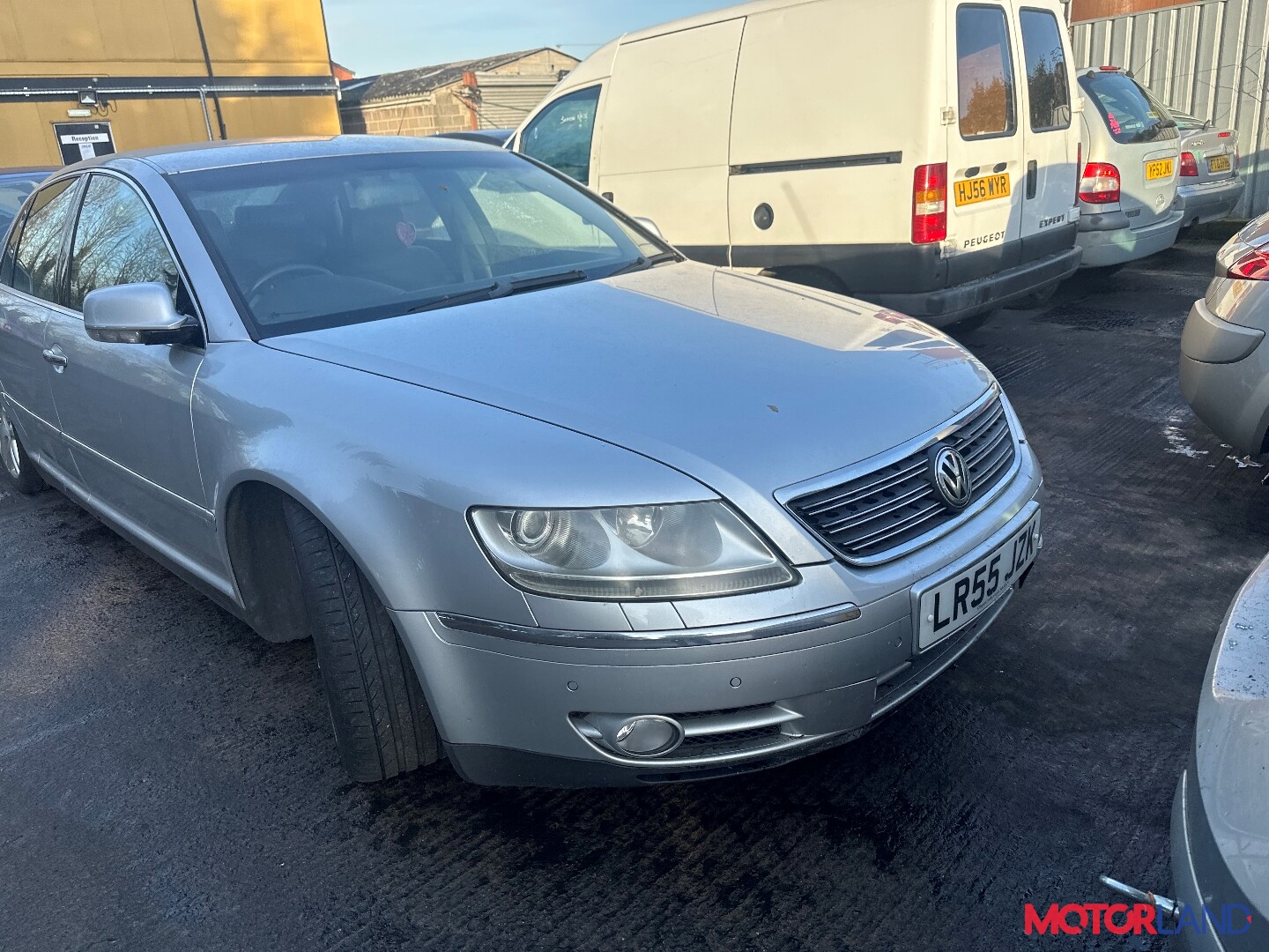 Недавно поступивший автомобиль Volkswagen Phaeton 2002-2010 - разборочный  номер t38305