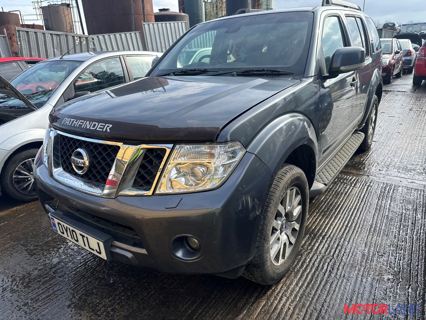 Недавно поступивший автомобиль Nissan Pathfinder 2004-2014 - разборочный  номер t40150