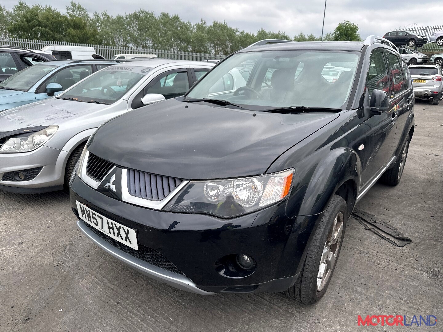 Недавно поступивший автомобиль Mitsubishi Outlander XL 2006-2012 -  разборочный номер t41864