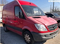 2011; 2.1л; Дизель; CDI; Микроавтобус; красный; Англия; разб. номер T50896 #1