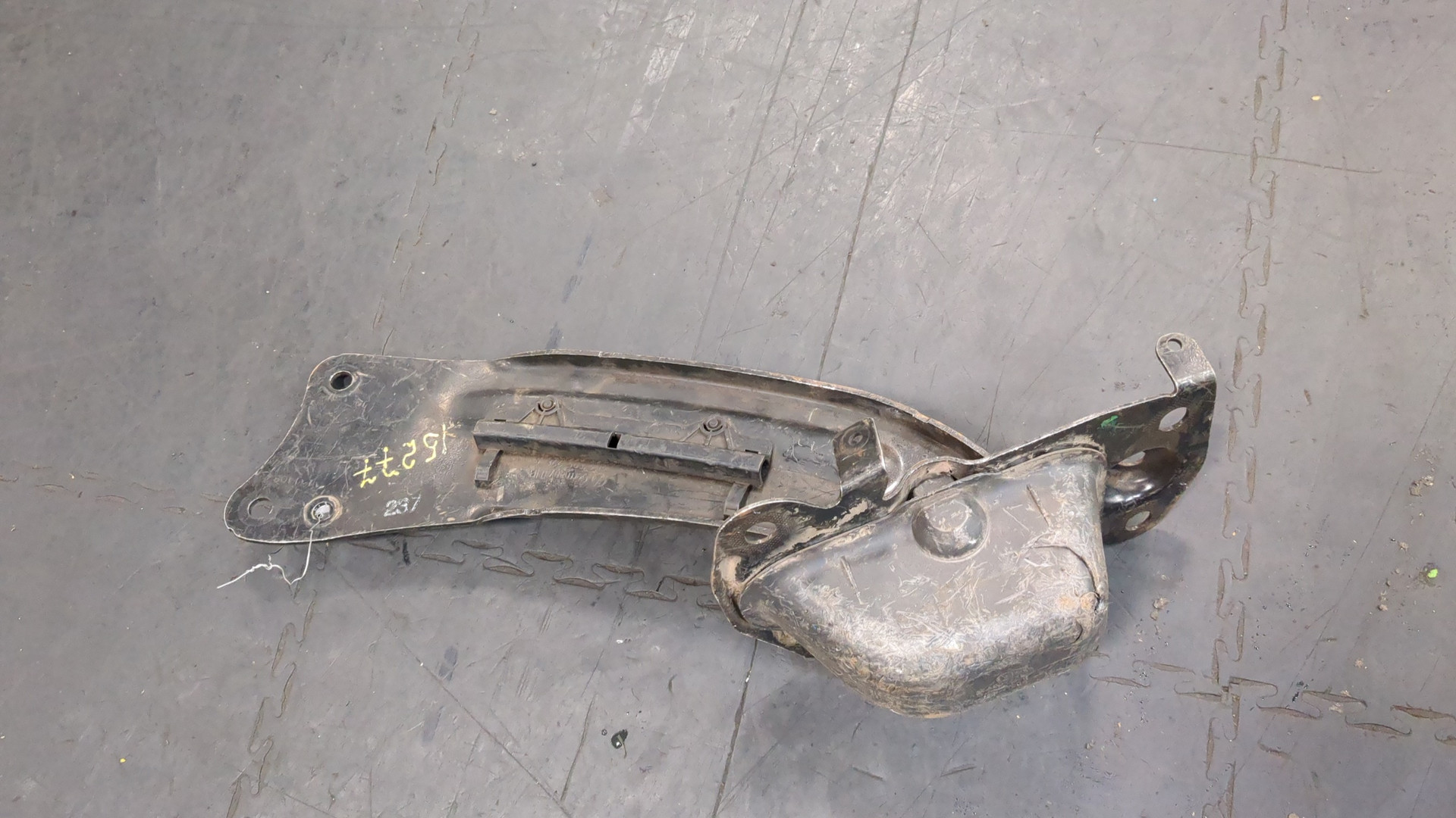 Рычаг задний правый