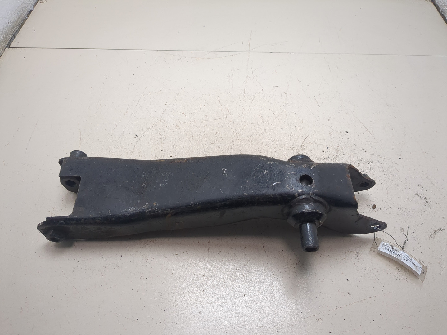 Рычаг задний