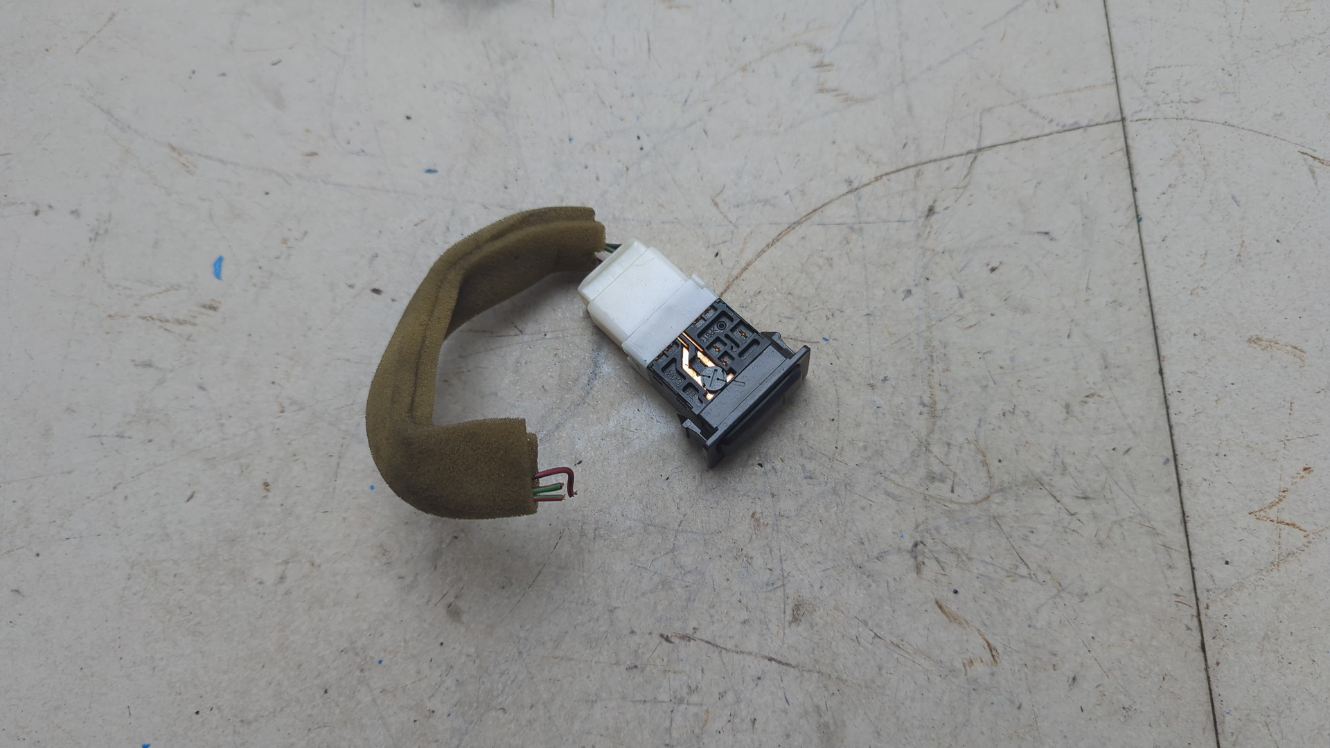 Кнопка аварийной остановки